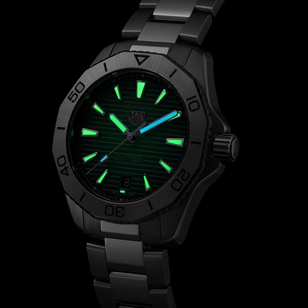 TAG Heuer Aquaracer Professional 200 Date Calibre 5 Automatic 40 mm